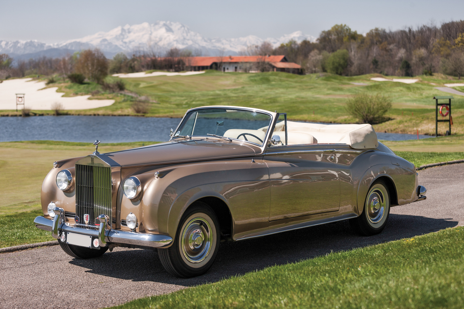 Rolls-Royce Silver Cloud II